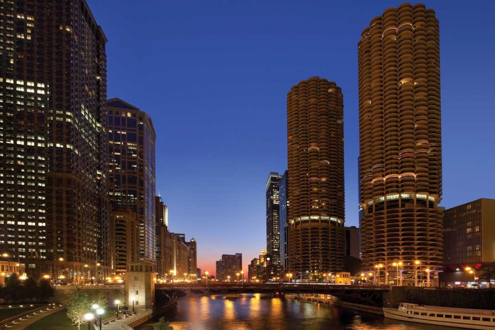 Chicago River Dusk I
