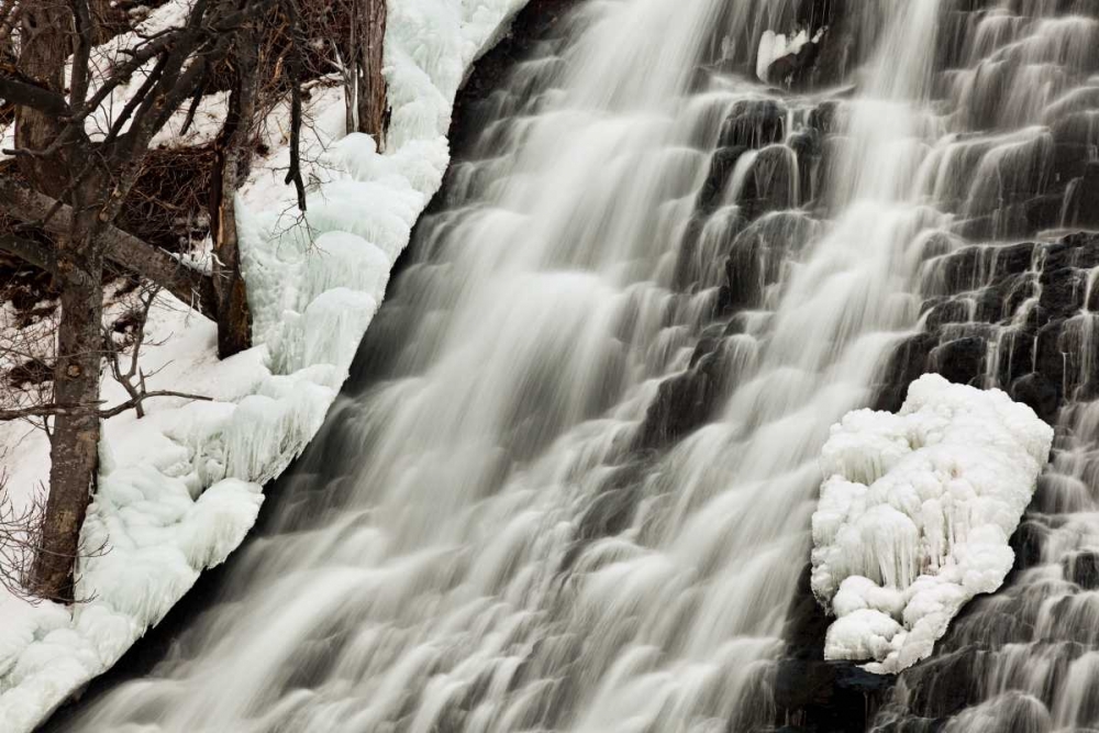 Oshinkoshin Falls I