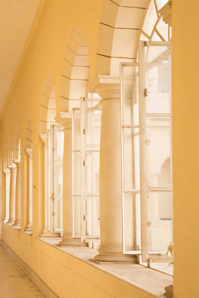 Columns in Cuba