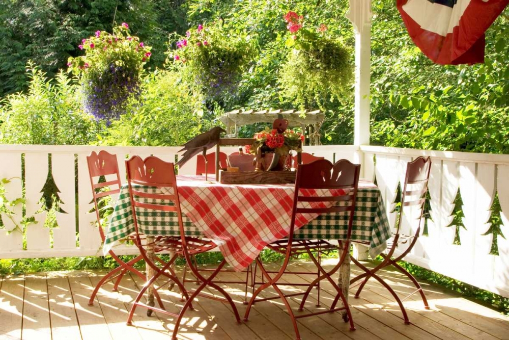 Dining on the Porch II