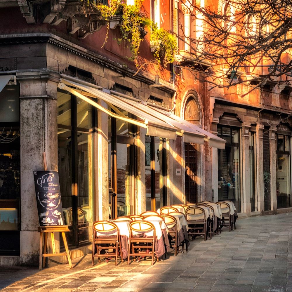 Sidewalk CafÃ©