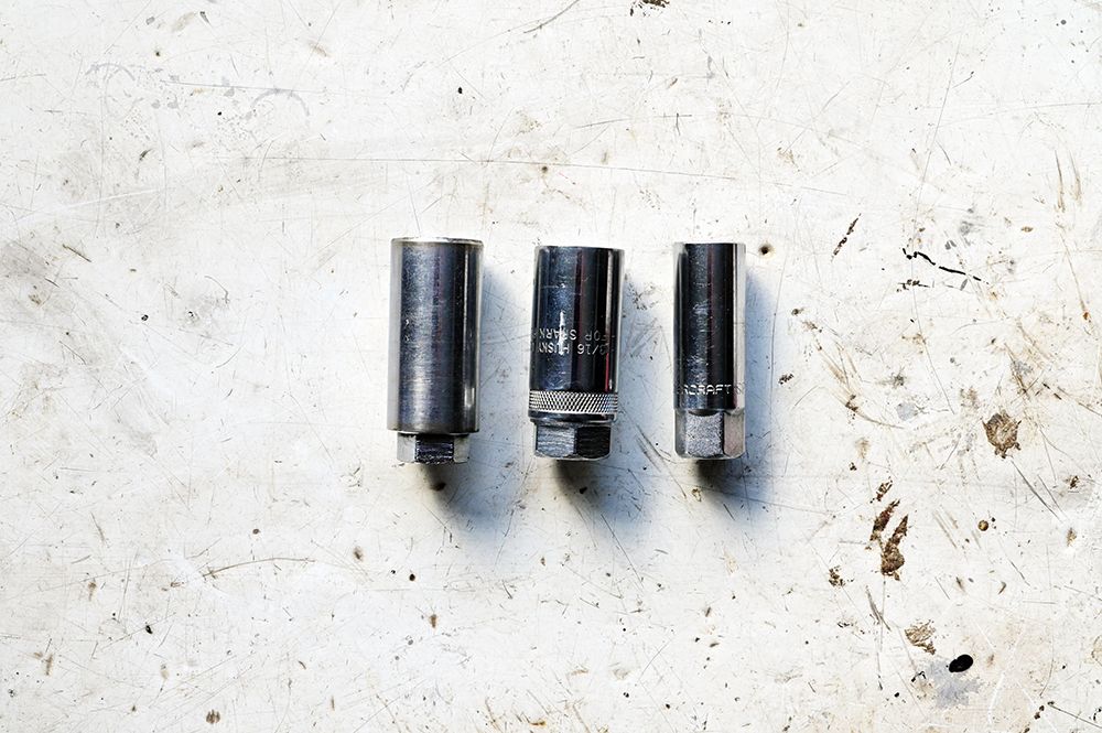 Independent Screw Heads 1