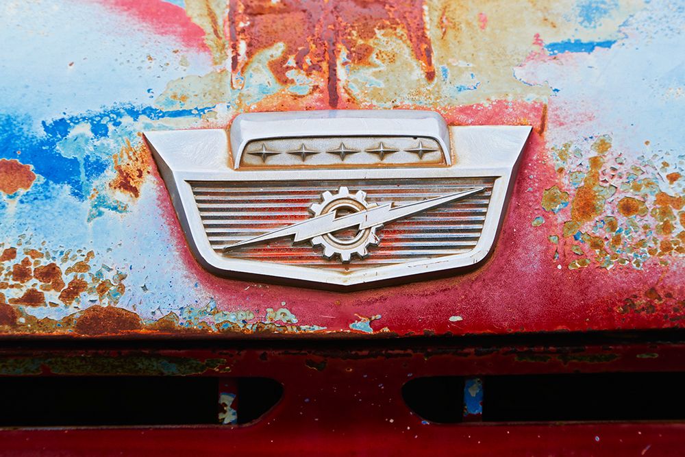 Vintage Lighten Bolt Grill