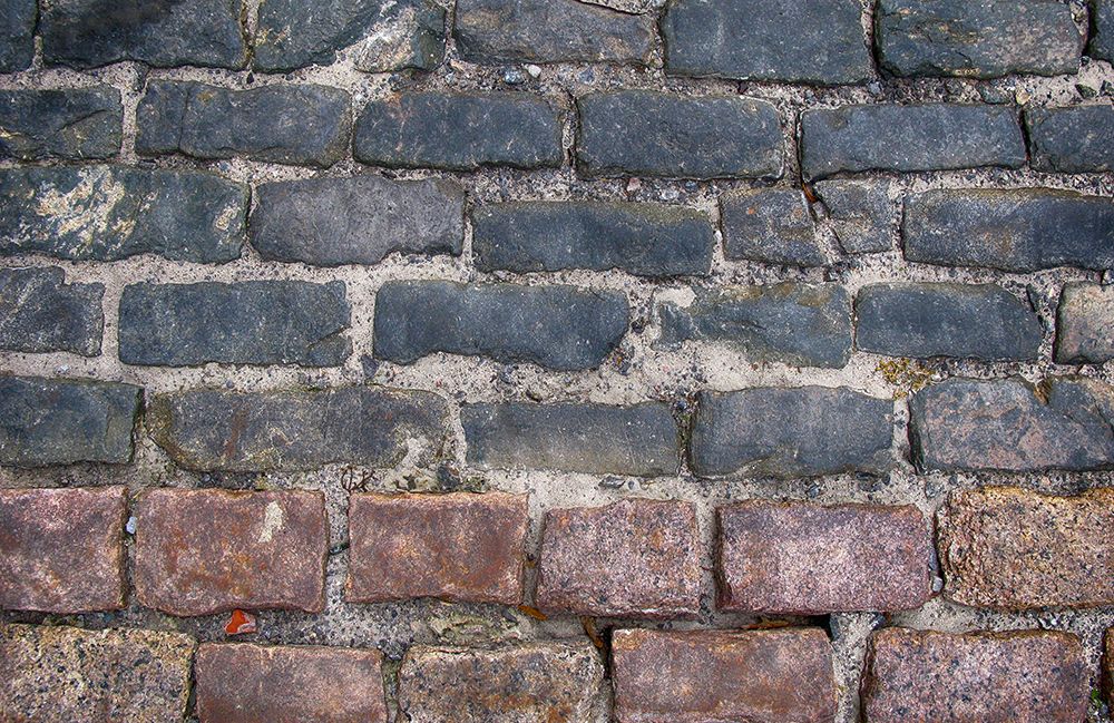 Old Montreal Bi-Color Cobblestone Street