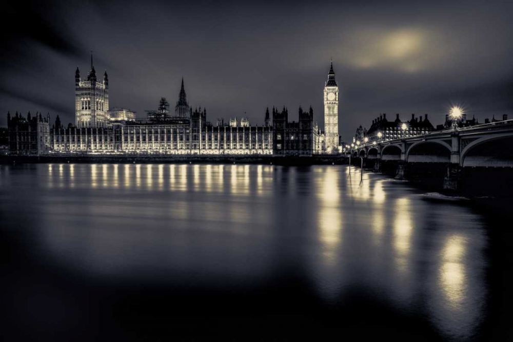 London Duotone Parliament