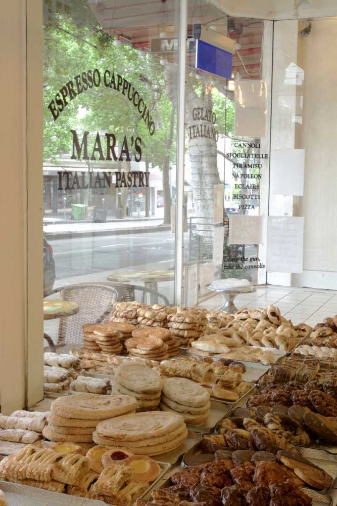 MaraÃ¢â¬â¢s Pastry - 140