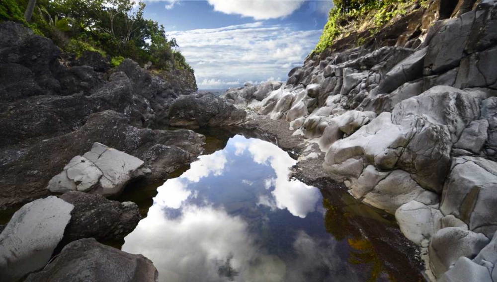 Reflecting Ravine