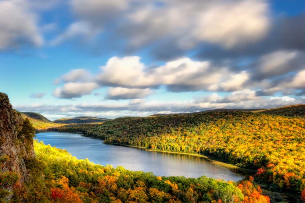 Lake of the Clouds