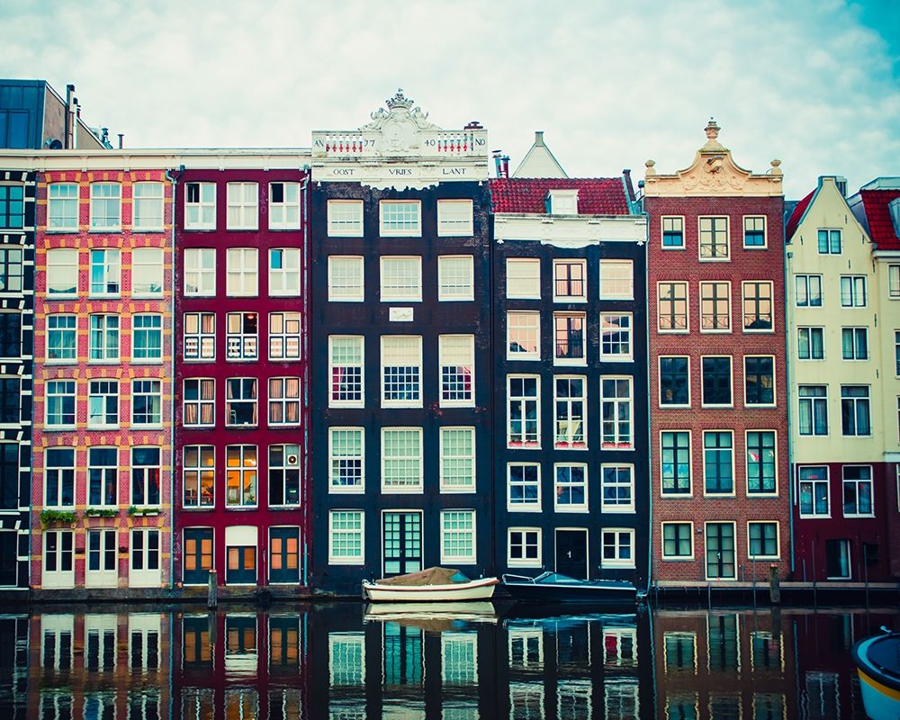 Canal Vibes I