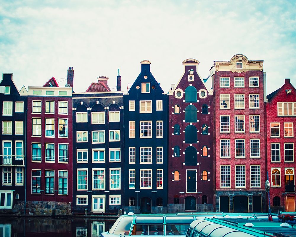 Canal Vibes II