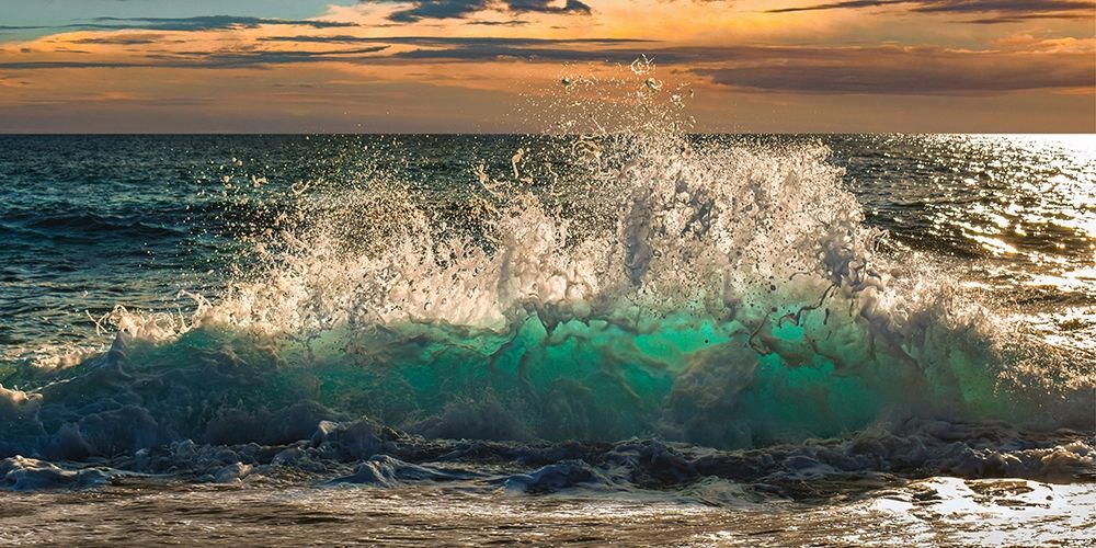 Wave crashing on the beach, Kauai Island, Hawaii (detail)