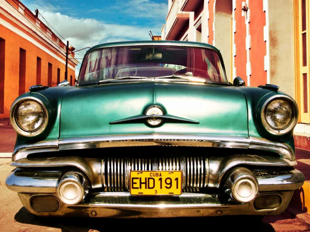 Vintage American car in Habana, Cuba