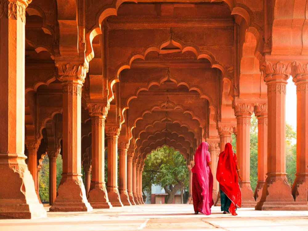 Women in traditional dress- India