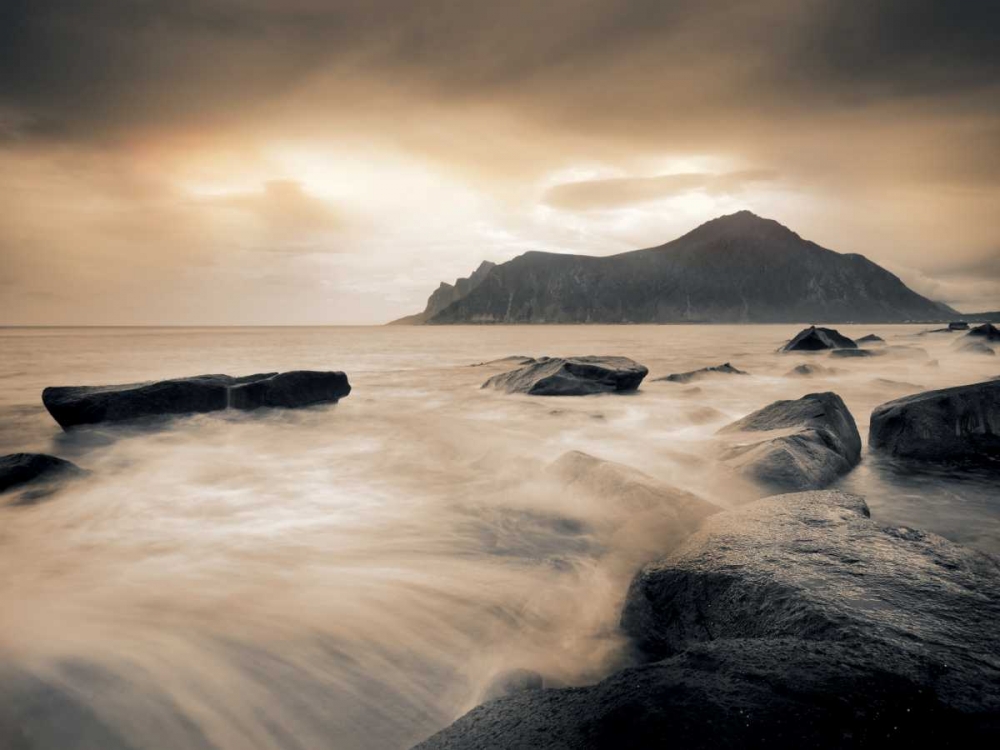 Sepia Sea, Lofoten Islands