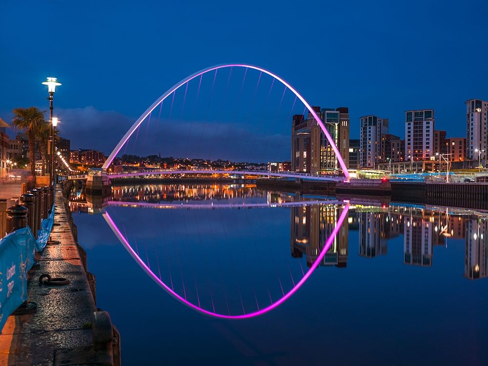 Gateshead Millenium Bridge, Newcastle Upon Tyne, FTBR-1876
