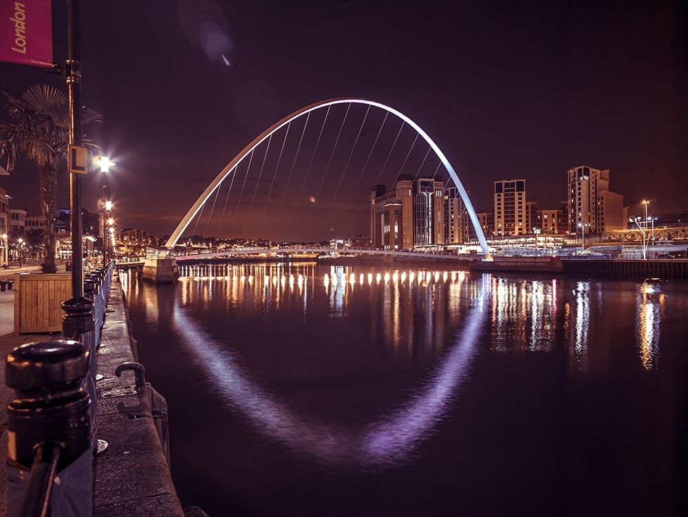 The Millenium Bridge, Newcastle Upon Tyne, FTBR-1882