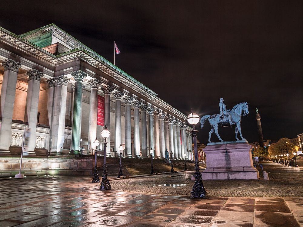 St Georges Hall at night, Liverpool
