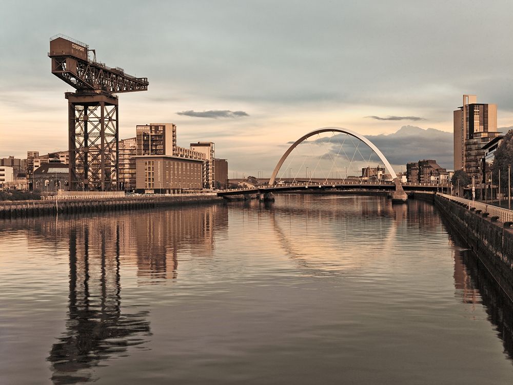 View along the river Clyde, Glasgow, FTBR-1887