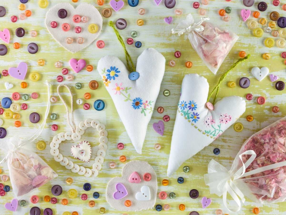 Creatrive Heart shape symbol
