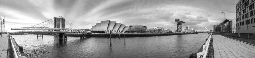 View along the river Clyde, Glasgow, FTBR-1814