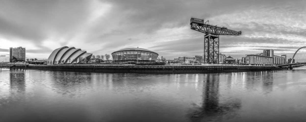 View along the river Clyde, Glasgow, FTBR-1805