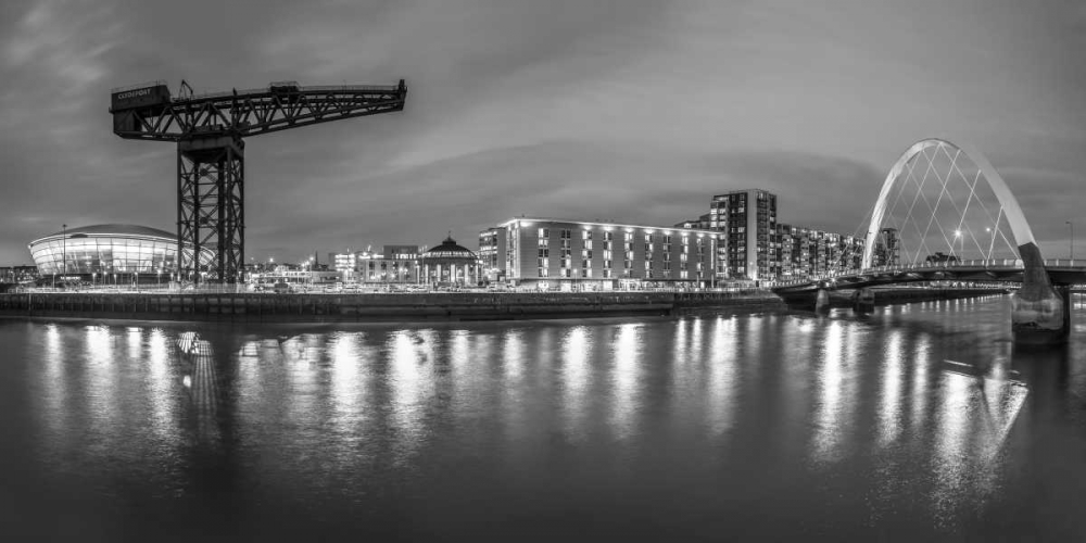 View along the river Clyde at night, Glasgow