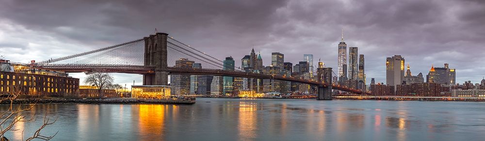 Brooklyn Bridge and Manhattan skyline, New York, FTBR-1835
