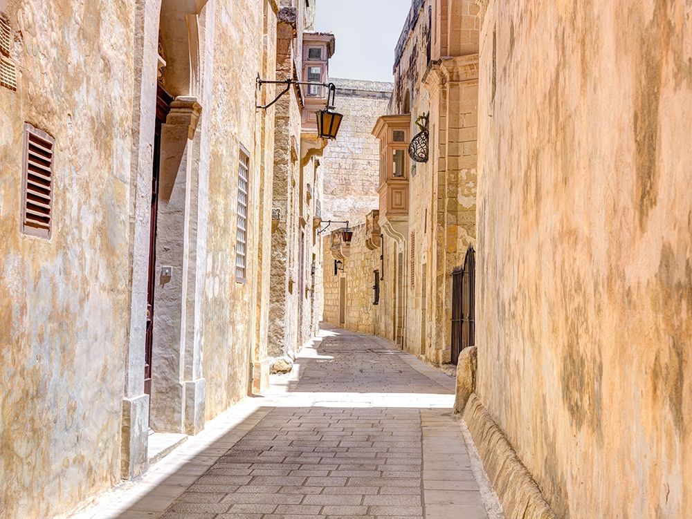 Narrow street of Mdina city-Malta