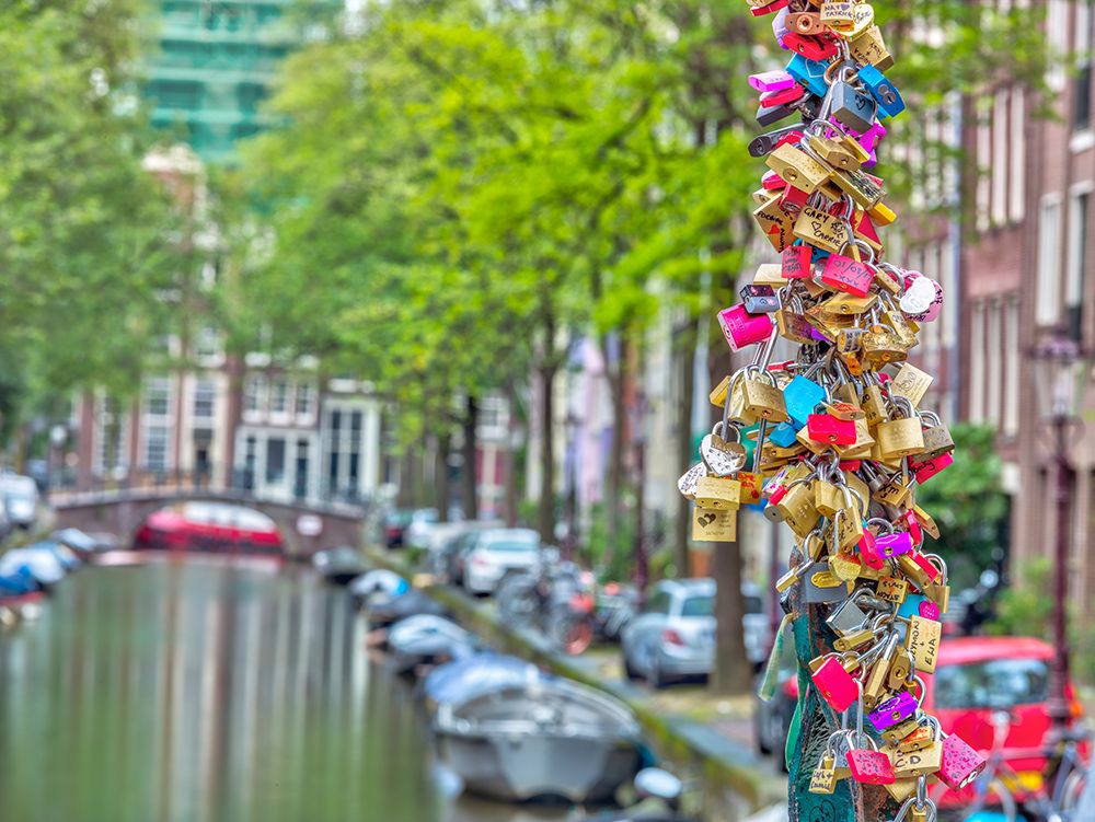 Love Locks Bridge, Amsterdam