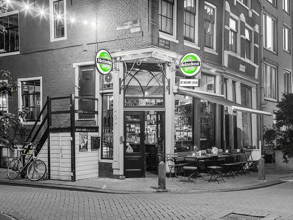 Street cafe in Amsterdam