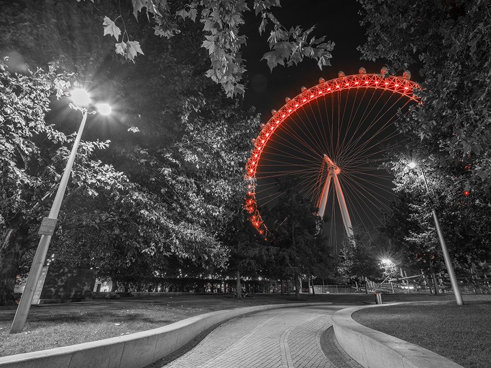London eye at night