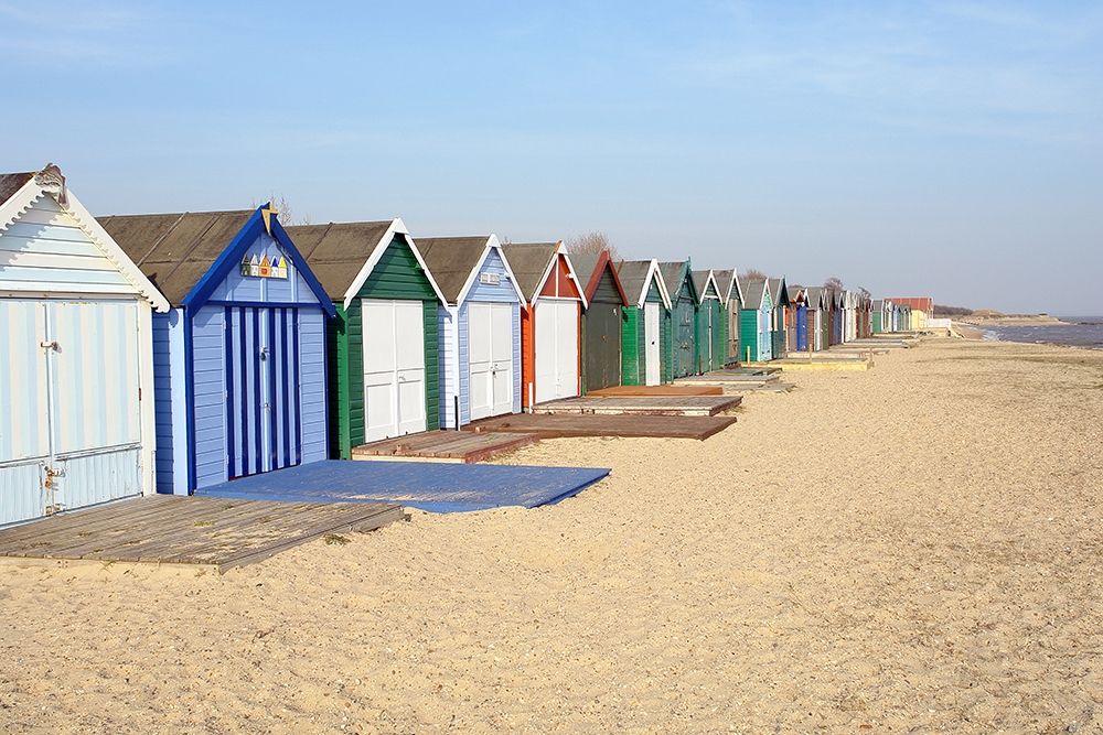 CABINS AT SEASIDE