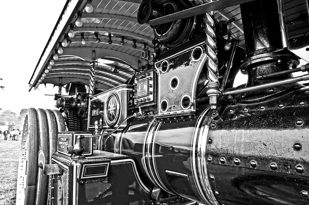 VINTAGE TRAIN