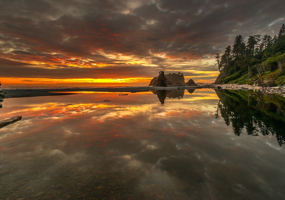 SUNSET LAKE