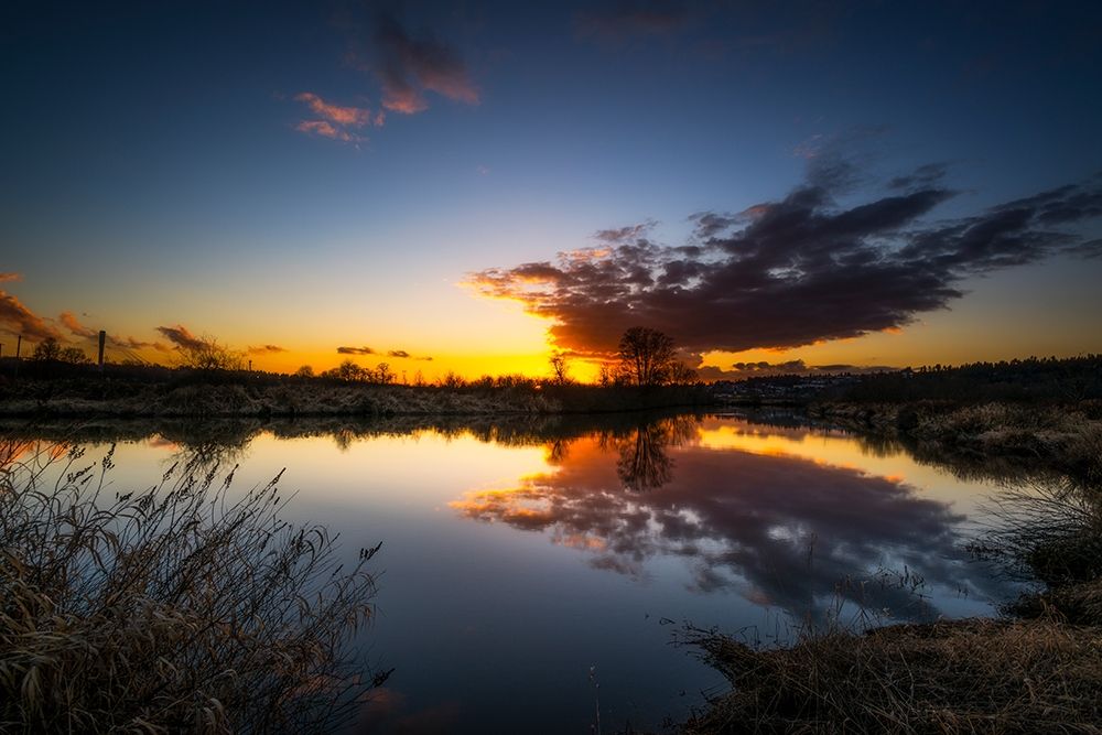 SUNSET RIVER III
