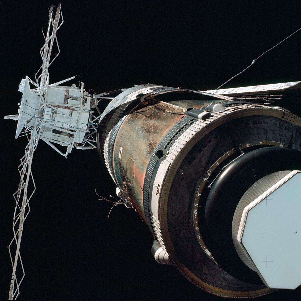 Skylab 1 Orbital Workshop, Viewed from Skylab 2 Command Module, 1973