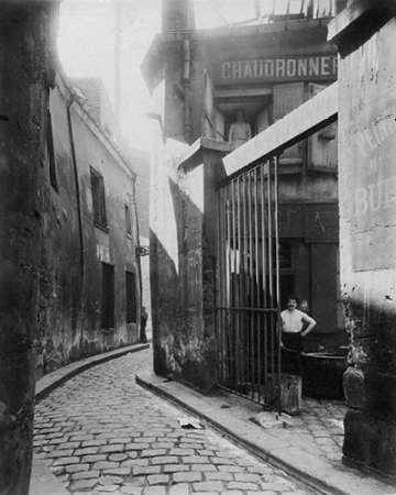 Paris, 1911 - Metalworkers Shop, passage de la Reunion
