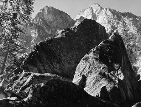 Grand Sentinel, Kings River Canyon, proVintageed as a national park, California, 1936