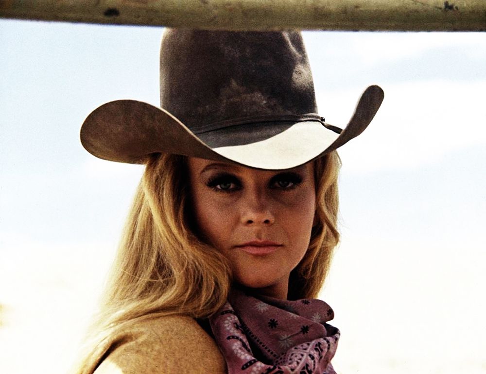 Ann-Margret - The Train Robbers