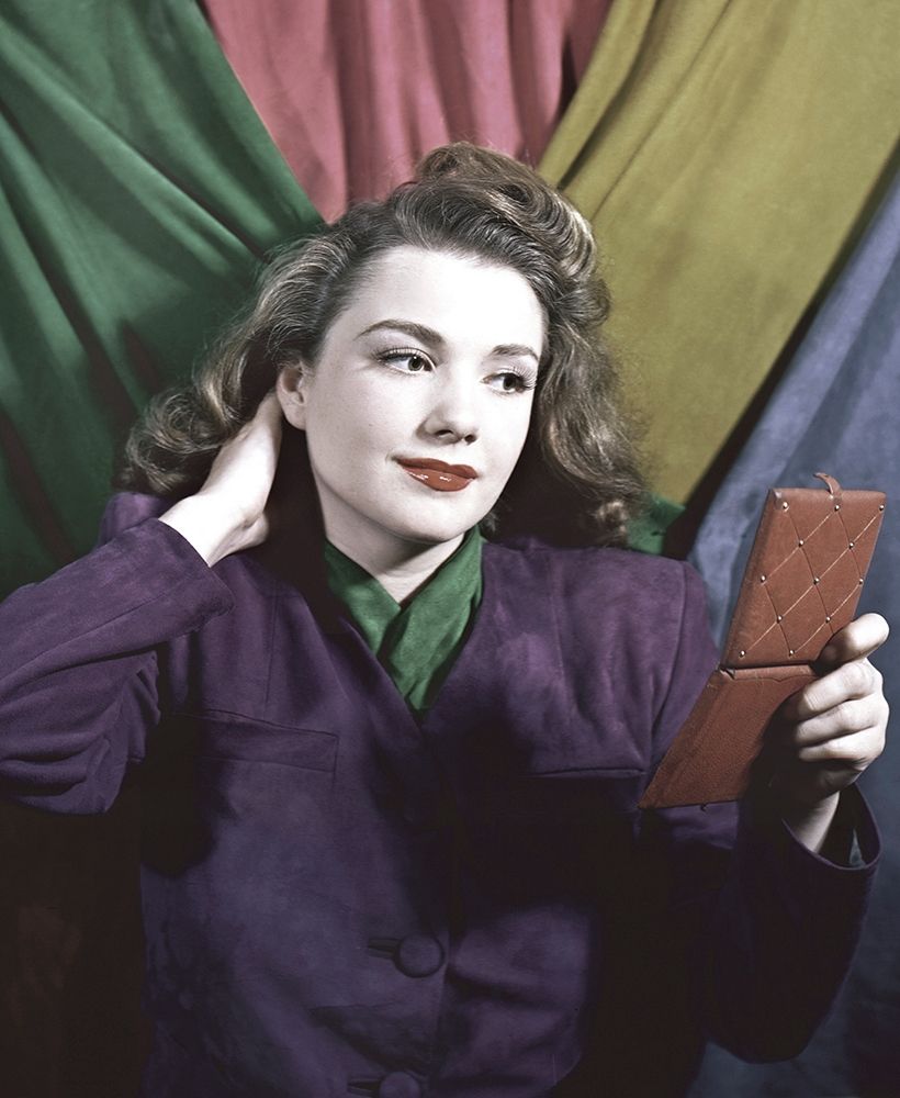 Anne Baxter