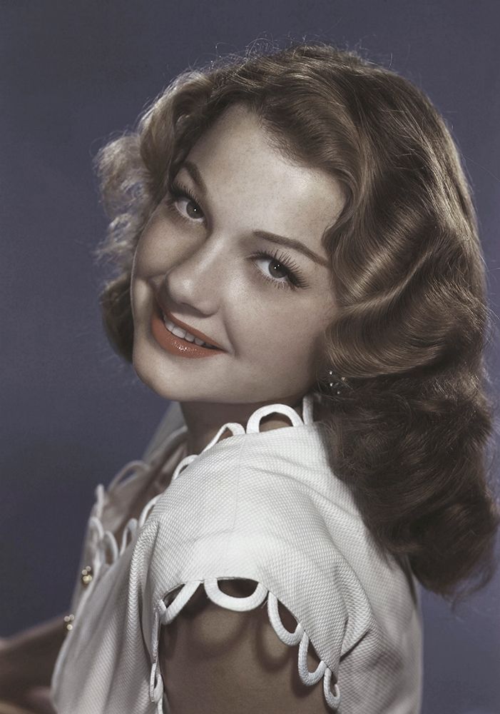 Anne Baxter