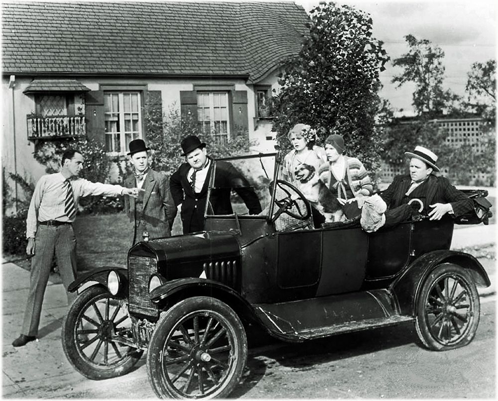 Laurel and Hardy - Perfect Day, 1929