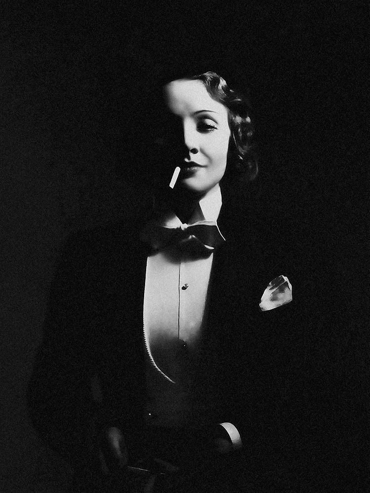 Marlene Dietrich in Top Hat