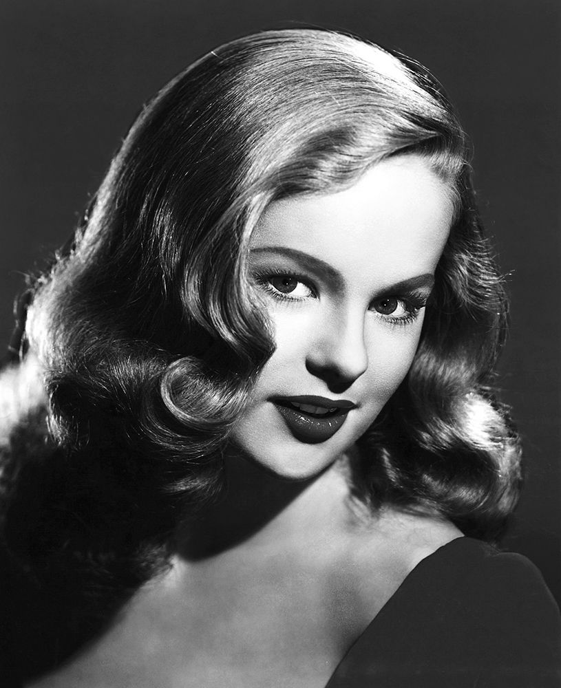 Peggy Cummins