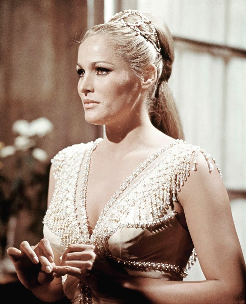Ursula Andress