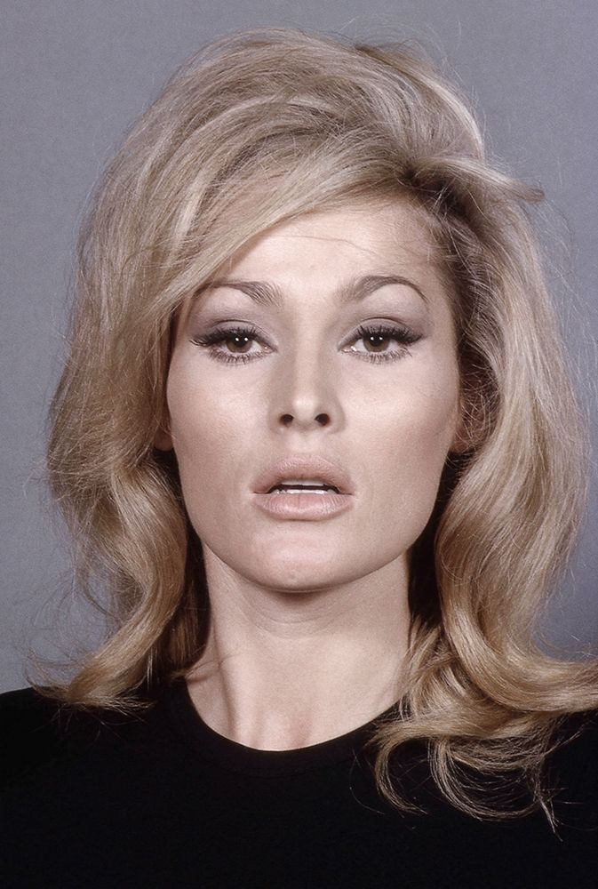 Ursula Andress