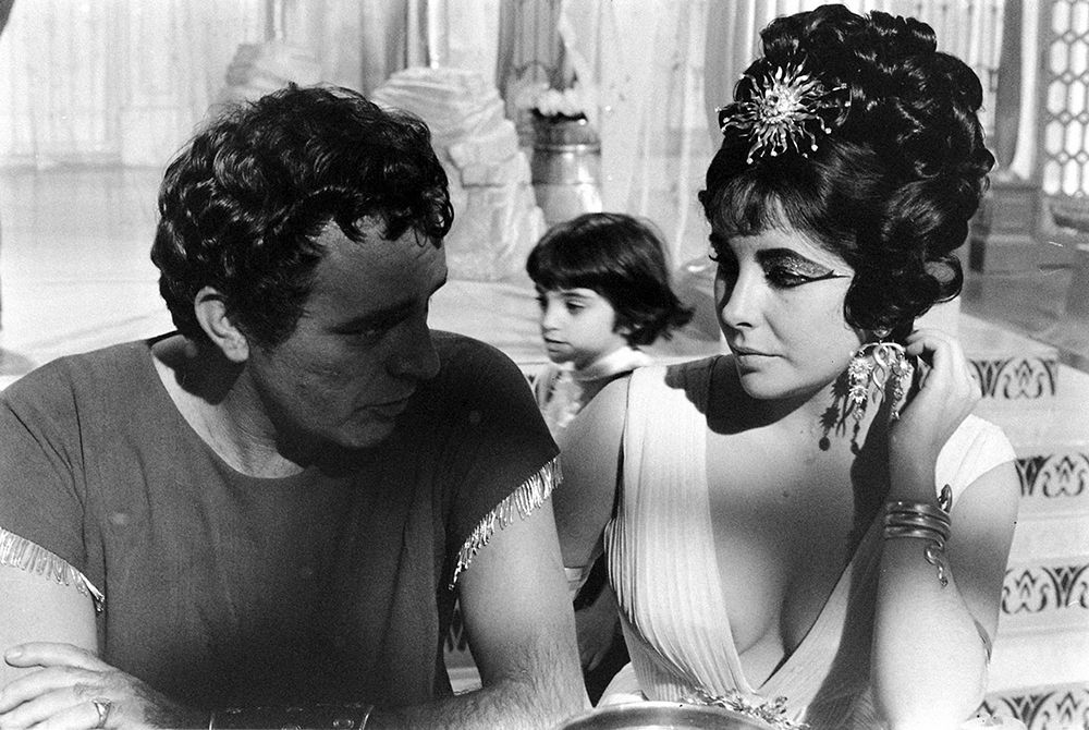 Elizabeth Taylor - Cleopatra