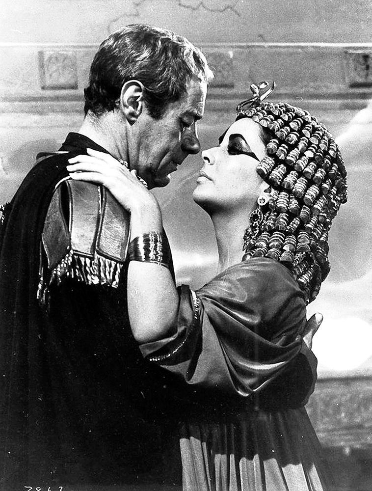 Elizabeth Taylor - Cleopatra