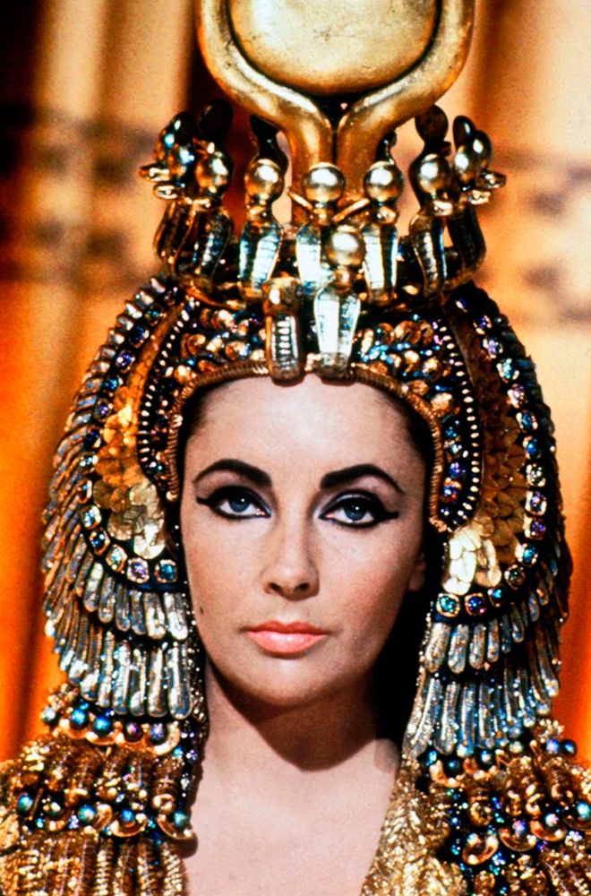 Elizabeth Taylor - Cleopatra
