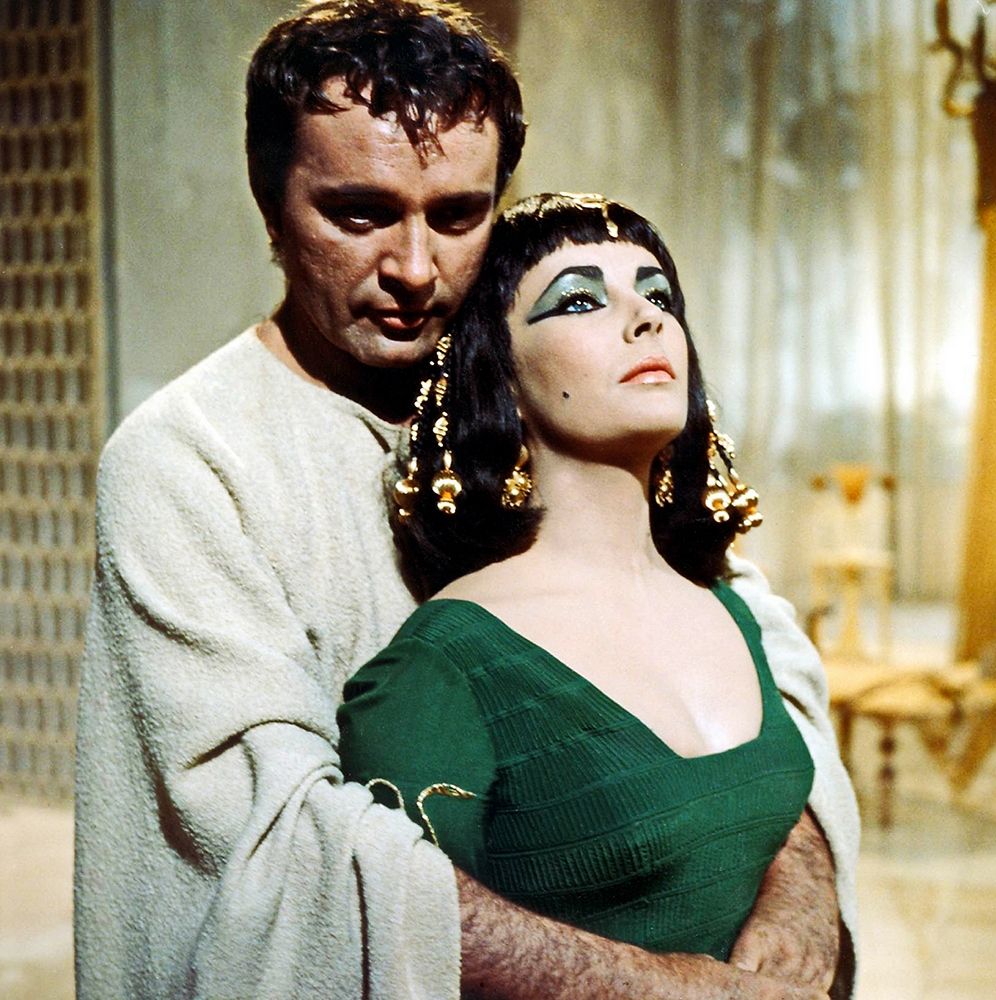 Elizabeth Taylor - Cleopatra